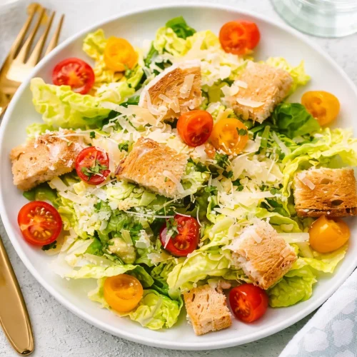 Easy lunch ideas for work including salads, wraps, and make-ahead meals.